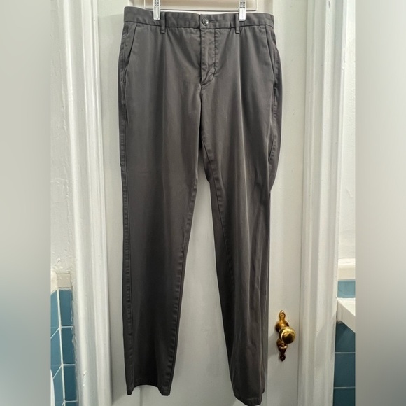 Everlane The Performance Chino Slim Fit, Slate Grey 33 x 34 - Picture 2 of 6